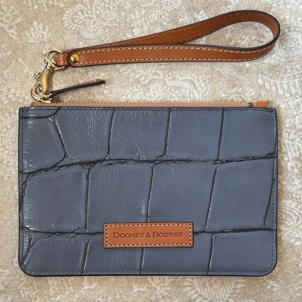 Dooney & Bourke Denison Blue Italian Leather Zippered Clutch Wristlet Minimalist